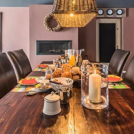 Bed & Breakfast De Kamphoeve Beringe