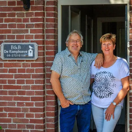 Bed & Breakfast De Kamphoeve Beringe