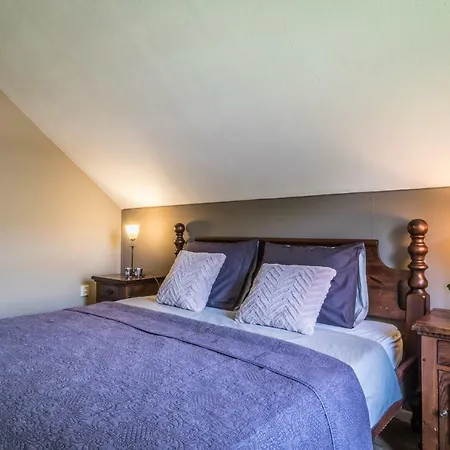 Bed & Breakfast De Kamphoeve Beringe