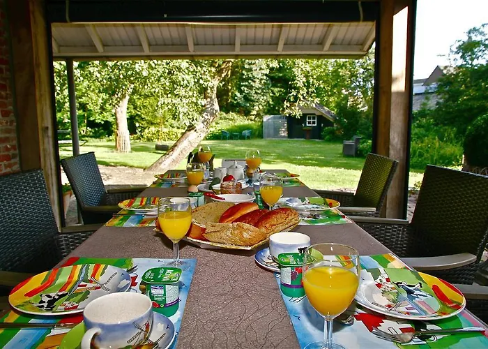 Bed & Breakfast De Kamphoeve Beringe