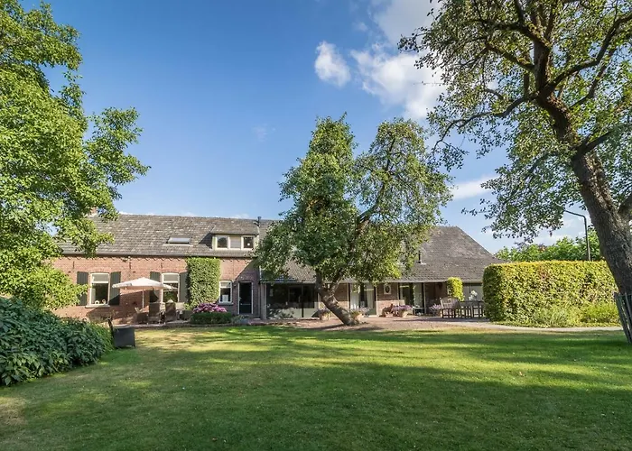 De Kamphoeve Bed & Breakfast Beringe