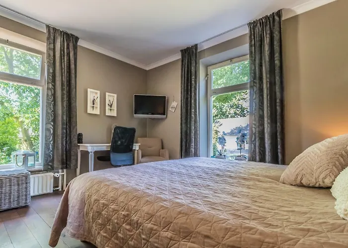 De Kamphoeve Bed & Breakfast *