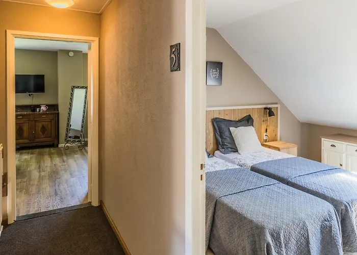 Bed & Breakfast De Kamphoeve Beringe